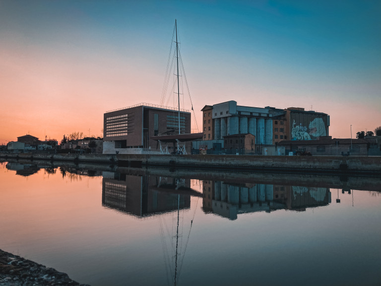 Darsena Ravenna Approdo Comune - Ravenna Docks Common Landing 