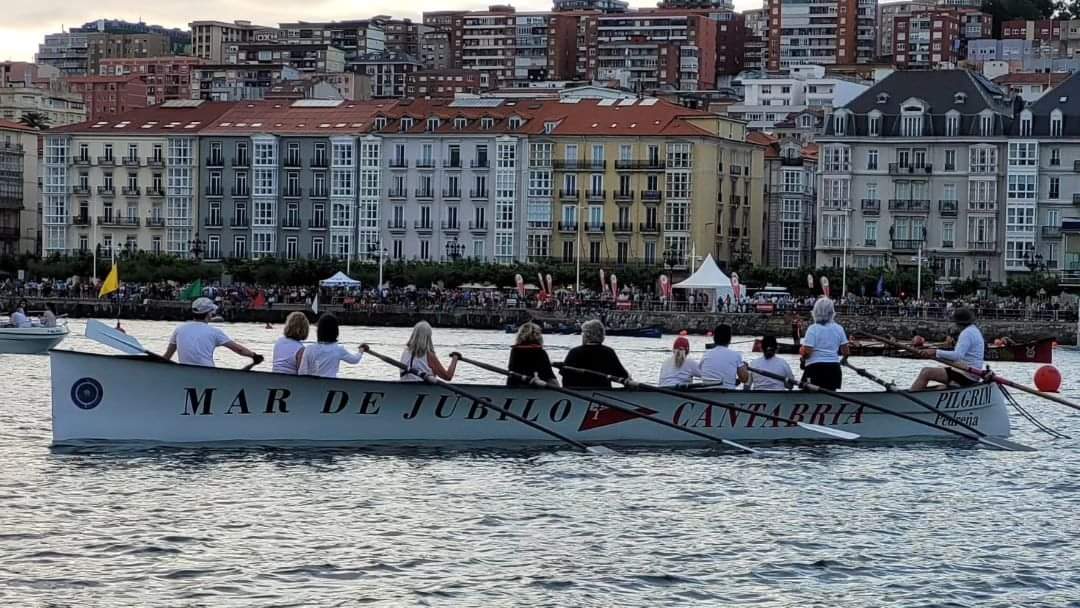 Allende ek mar el camino continua. (beyond the sea the journey continues)