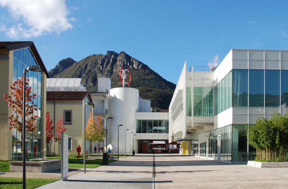 Living for all : Temporary, innovative, sustainable living. 