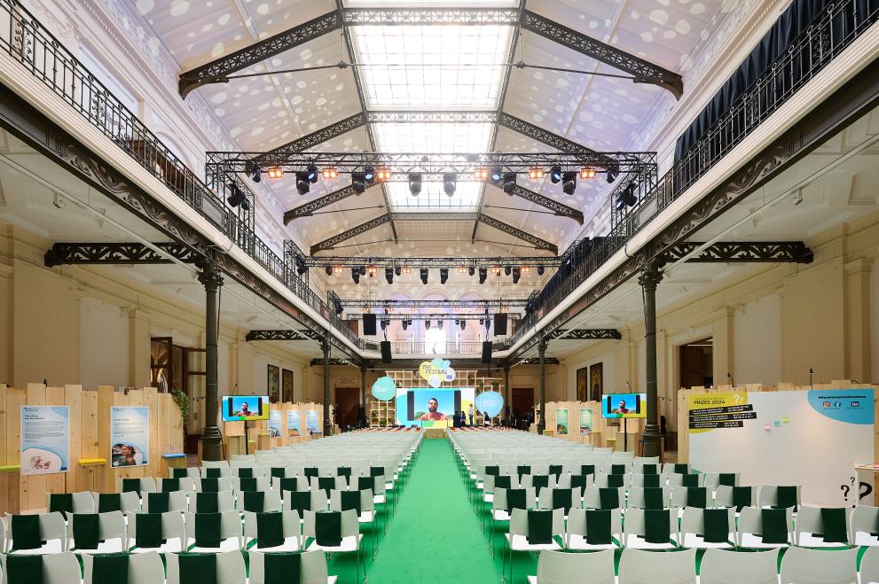 Hall with empty seats