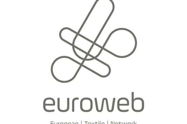 Natural Fibres and Dyes: Exploring Traditional Materials for a More Sustainable Fashion Industry - PL